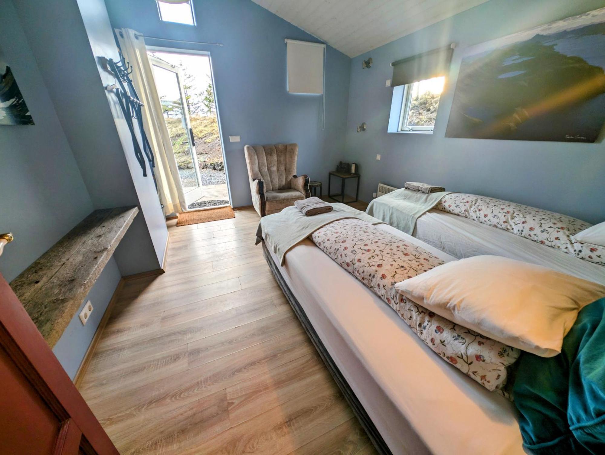 Glacier View - Bed and breakfast Hrífunes
